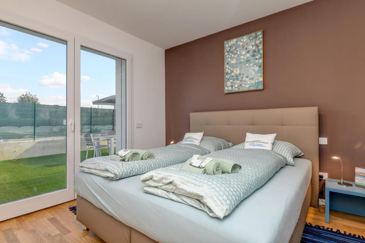 Villette Dolci Luxury Homes 佩斯基耶拉德加达 外观 照片